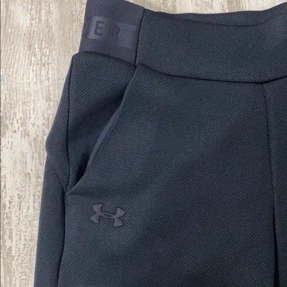 Under Armour Joggers - Picture 4 of 11